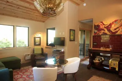 Image de Sophistiqué Gold Country Cottage (nouveaux propriétaires à partir du 18\/02\/2020)