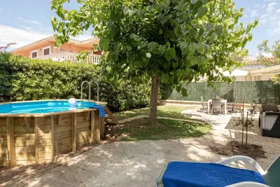 Image de Maison de vacances moderne \"Casa Enriqueta\" avec vue sur la mer, jardin, terrasses et piscine