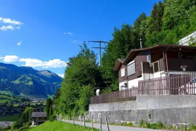 Image de Chalet Guldeli by Interhome