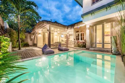 Image de Agung 1, 4 chambres, Seminyak