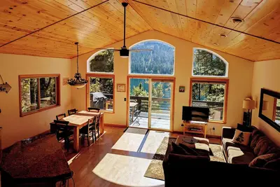 Image de Grande terrasse Lakeview - 25% de réduction pour> 7 jours - profitez du ski et du lac Donner