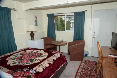 Image de Vacation In Self Check In with keypad - Cheap Room Rental