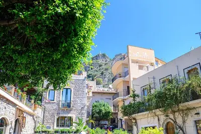 Image de CasadiNiya central Taormina