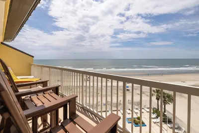 Image de Vue sur les vacances de Charleston Coast 'Pour se souvenir' Dernier étage Vues imbattables ~ Oceanfront