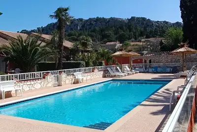 Image de Gitelacapelle avec 2 chambres piscine, à 10mm plages sauvages, cadre tropic. . . .