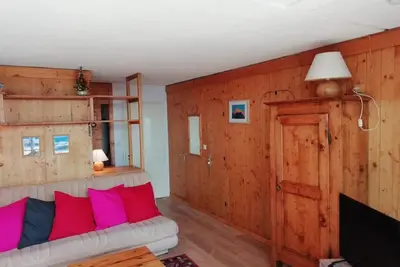 Image de 50m du centre station, 3ème étage, vue station, balcon, télévision, casier à ski, 49m², Les Arcs