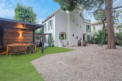 Image de 3 min à pied de la mer|luxe, attrayant, pas besoin de voiture, nouveau!