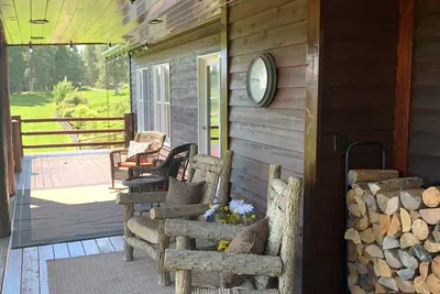Image de Location de vacances avec vue sur le lac Flathead!