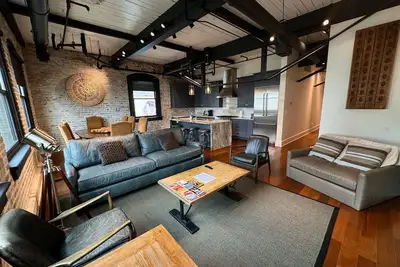 Image de Ascenseur Prvt / Épicerie / Superdome / Tramway / Salle à manger - Luxe 3bd / 3. 5Bath Full Floor