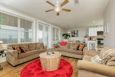 Image de Nouvelle Liste! Bayside, condo pour chiens avec vue sur l'océan - près de la plage