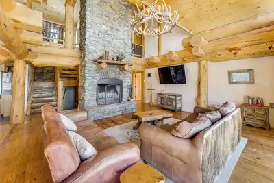 Image de Nouveau! Cabine de luxe skis aux pieds avec bain à remous et terrasse