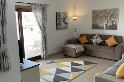 Image de Villa de luxe 2 chambres avec piscine chauffée et vue sur la mer