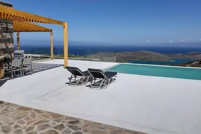 Image de Villas Montagne & Plage Privée: Villa Falcon (avec Votre plage réservée! )