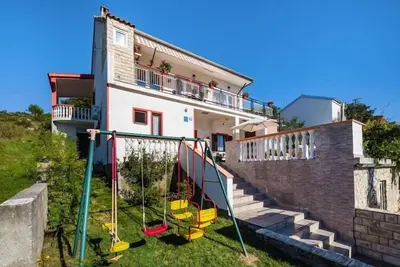 Image de Maison de vacances, Rovanjska