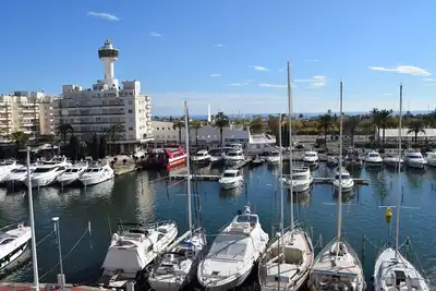 358-Grand studio avec vue canal et mer