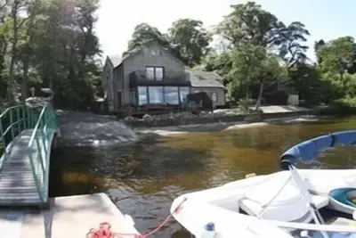 Image de Jetty Lodge - 4-6 personnes - peut accueillir 6 personnes dans 2 chambres