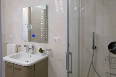 Image de Appartement neuf et lumineux parfait pour visiter Taormina et la Sicile