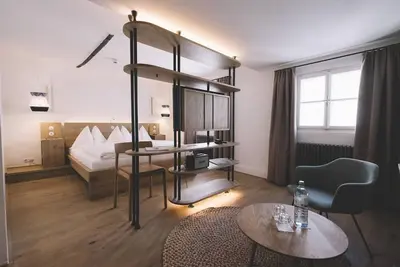 Image de Chambre double \"grande\" - tarif non remboursable - arthotel Blaue Gans