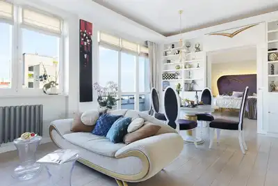 Un lit. Appartement Tamka 4