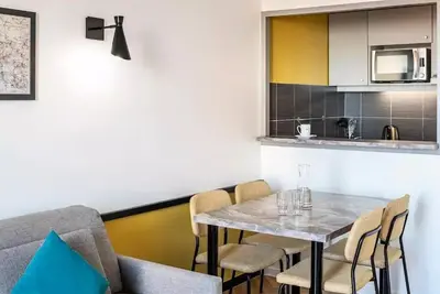 Image de 2 Pièces 4 Personnes