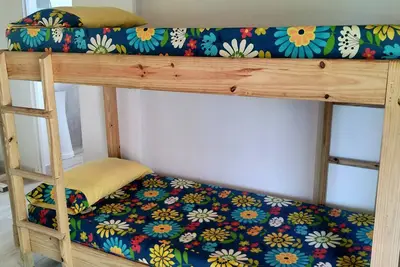 Image de Purple Passion Dorm Style Cottage
