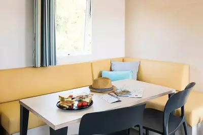 Image de Mobil Home Ty Heol 3 Pièces 4\/6 Personnes Climatisé + Tv