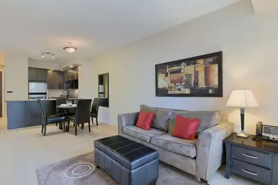 Image de Circa -Markham-Prime Location - Circa