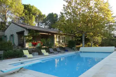 Image de Maison provençale  à dix minutes à pied de Lourmarin au pied du Luberon