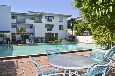 Image de Ocean Park Terrace 202: 2 Br / 2 Ba condo Bradenton Beach, pour 5 personnes