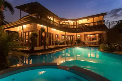 Image de Tropical Villa Compound Downtown Jaco (12 personnes)