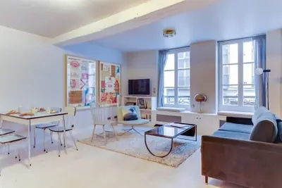 Image de GuestReady - Appt d'architecte dans le Marais