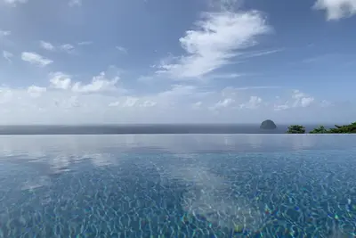 Image de Villa Alma - The Caribbean Diamond overlooking the Caribbean Sea.