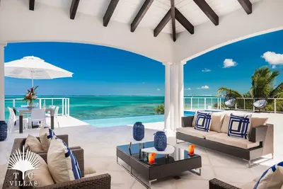 Image de Villa MaryJane // exclusif 4 chambres en bord de mer avec vue surélevée