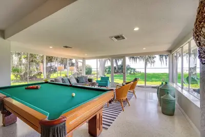 Image de Nouveau! Maison au bord de l'eau avec quai et accès direct au lac!