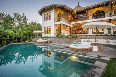 Image de Architectural Villas Complex, 15 Br, Canggu