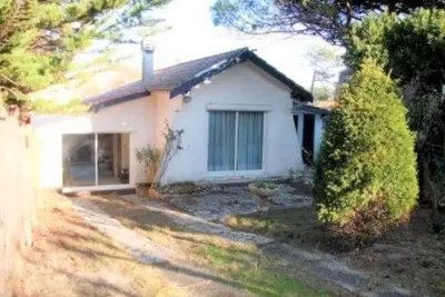 Maison individuelle de type 3 cabine située à proximité immédiate de la plage