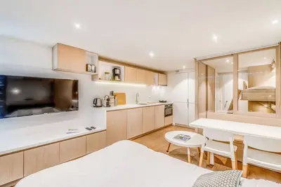 Image de Studio rénové moderne pour 4 avec balcon à Tignes