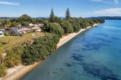 Appartement au bord de l'eau One Tree Point