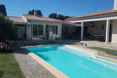 Image de Villa sur la cĂ´te bleue, au calme, proche de tout