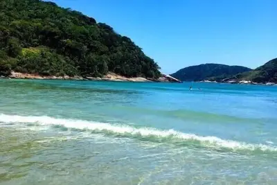 Image de Excellent appartement à 500m de la plage de Pitangueiras Guarujá.