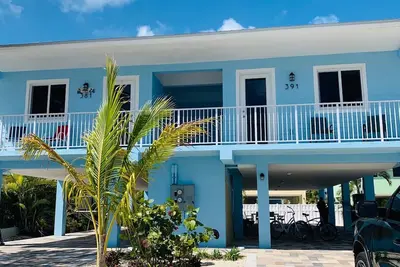 Image de Ocean Breeze 3br waterfront view  property in Key Colony Beach, Fl. Marathon