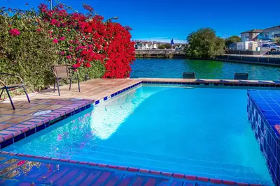Image de Oasis d'évasion au bord du lac