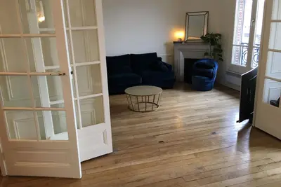 Image de Appartement Parisien Authentique Et Cosy - Porte De Versailles, Paris Xv