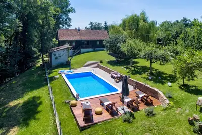Image de Maison confortable Ă Kupljenovo