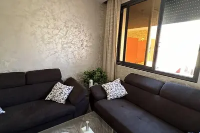 Image de Bel appartement à Hay Mohammadi à 10min de la plage