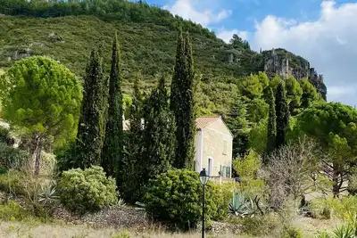 Image de Charmante maison de vacances à la périphérie de Roquebrun pour 6 personnes
