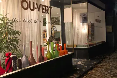 Image de Maison Ou-Vert logeant dans une boutique du village