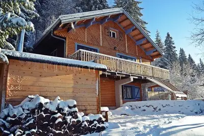Image de Chalet traditionnel, fraîchement rénové - au pied des pistes ski alpin et fond