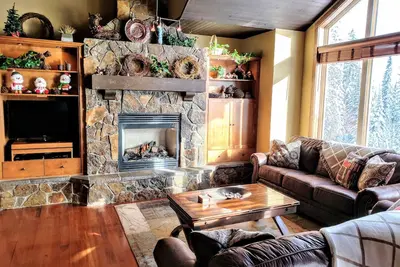 Image de Big White \"Cabin Feel\" Maison de ville à Happy Valley
