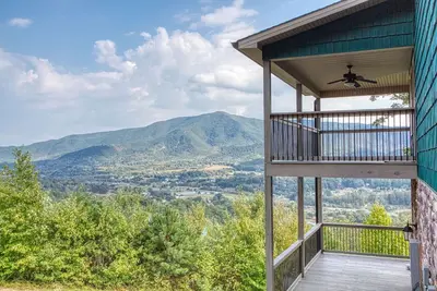 Image de Teaberry Vista - vue indescriptible, excellent emplacement, retraite spacieuse
